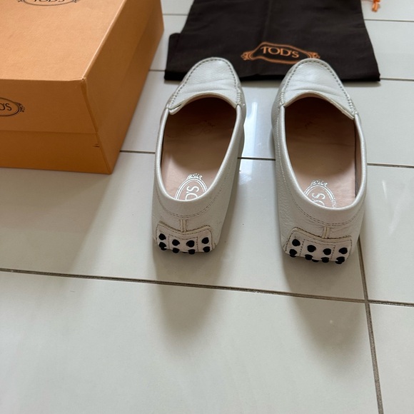 TOD’S GOMMINI MOCASSIN - Picture 6 of 10